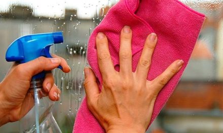 Cara Merawat Kaca Agar Tetap Bersih Dan Tahan Lama