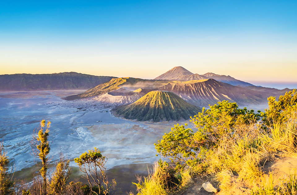 Pesona Gunung Bromo: Surga Wisata Alam Di Jawa Timur