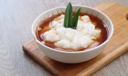 Kandungan Gizi Bubur Sumsum, Manfaat, Dan Resep Tradisional