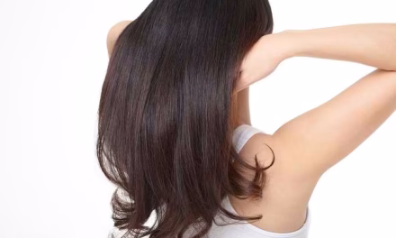 Tips Merawat Rambut Panjang Agar Tetap Sehat Dan Berkilau