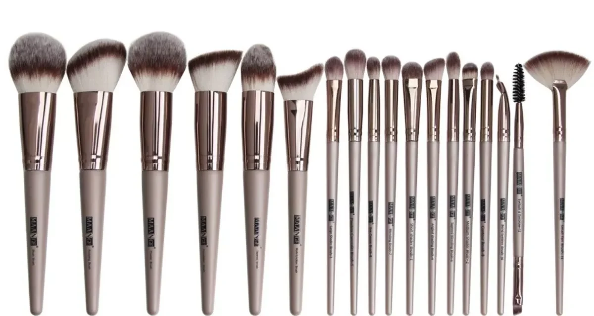 Panduan Memilih Kuas Make Up Sesuai Fungsi Dan Jenis Wajah
