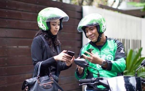 Taksi Online: Perubahan Cara Masyarakat Memilih Transportasi