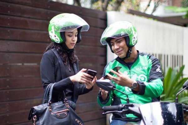 Taksi Online: Perubahan Cara Masyarakat Memilih Transportasi