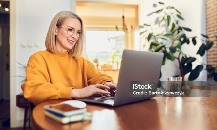 Freelancer Era Digital: Cara Membangun Karier Keahlian Mandiri