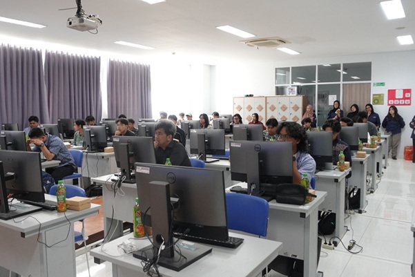 Kampus Digital: Pemanfaatan Teknologi Kegiatan Perkuliahan